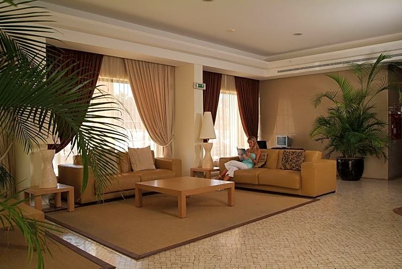 Cheerfulway Balaia Plaza