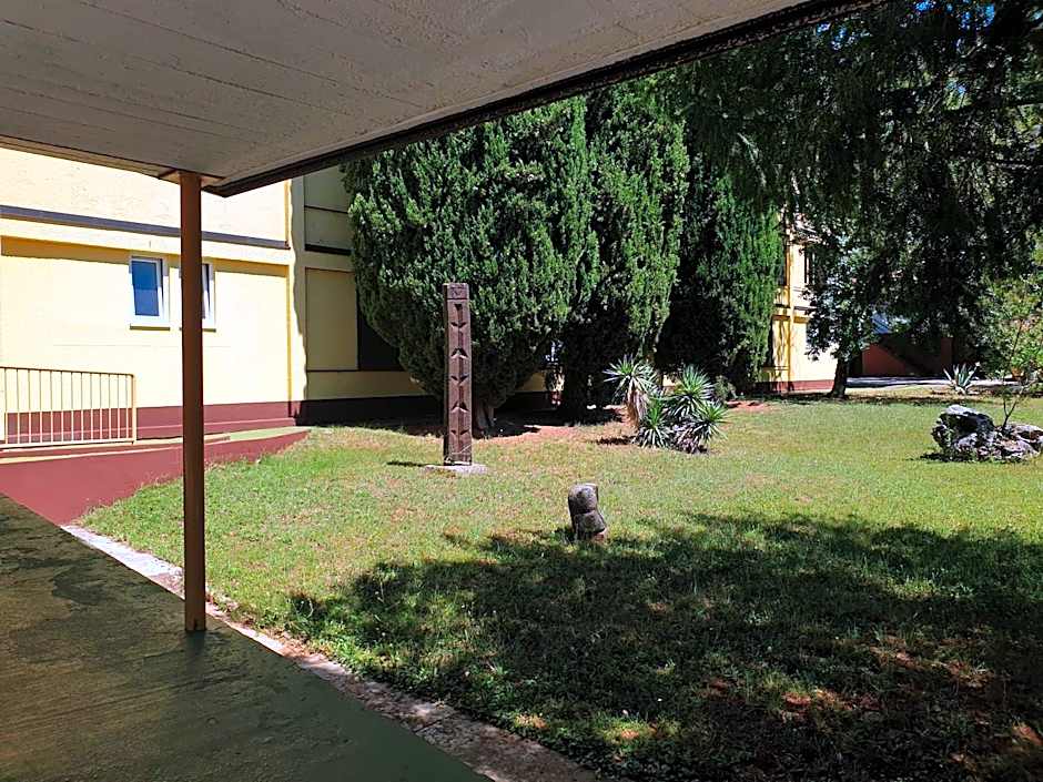 Youth Hostel Pinesta