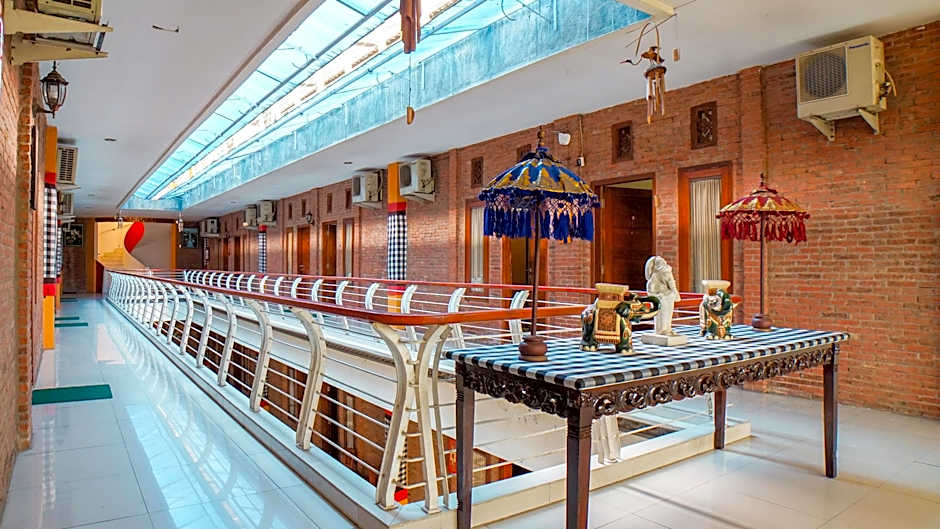 Horton Hotel – Cirebon, OH