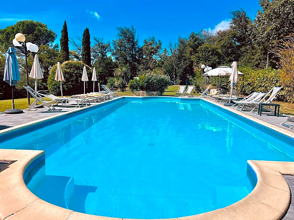Hotel Monti
