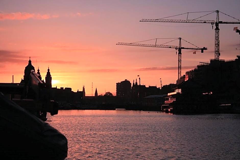 Intersail Hostel - Avontuur