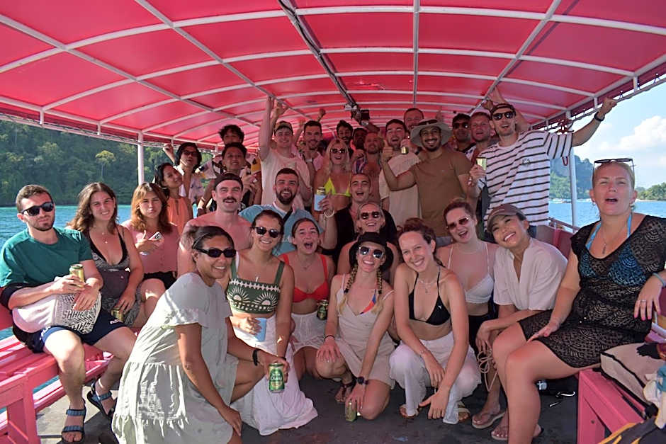 Social Quarters Blanco - Youth Hostel 18 to 35 Only