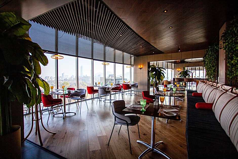 DoubleTree by Hilton Santiago Kennedy, Chile