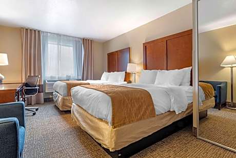 Double Room with Two Double Beds - Non-Smoking