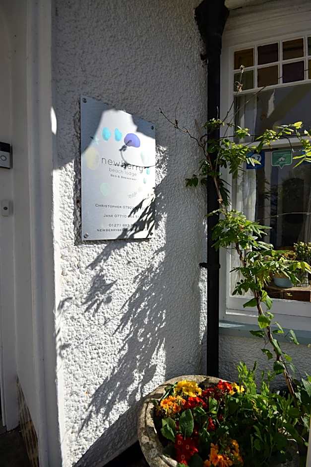 Newberry Beach lodge