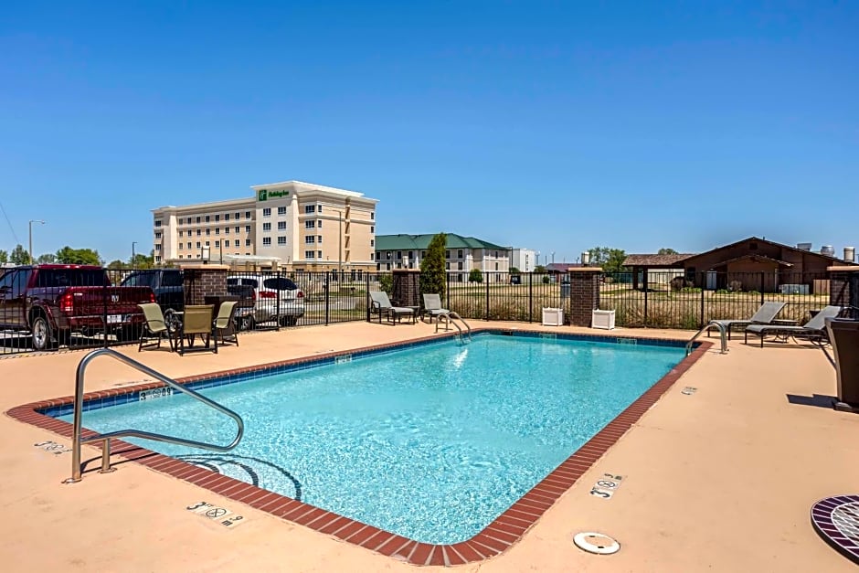 Best Western Plus Jonesboro Inn & Suites