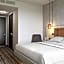 Moxy by Marriott Duesseldorf South