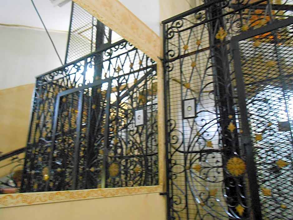 Hotel Reina