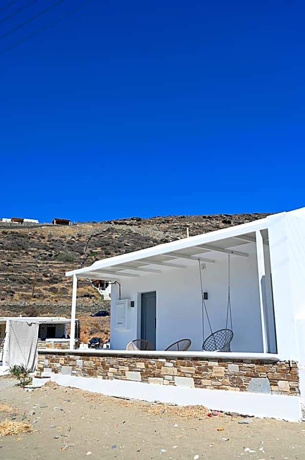 Beachfront cycladic suite Irene Apartments boutique hotel