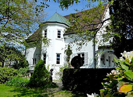 Am Eichholz Galerie & Art-Hotel