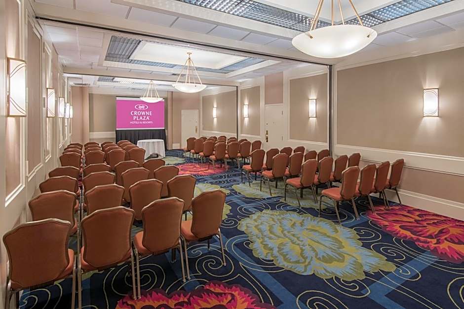 Crowne Plaza Hotel Virginia Beach-Norfolk By IHG