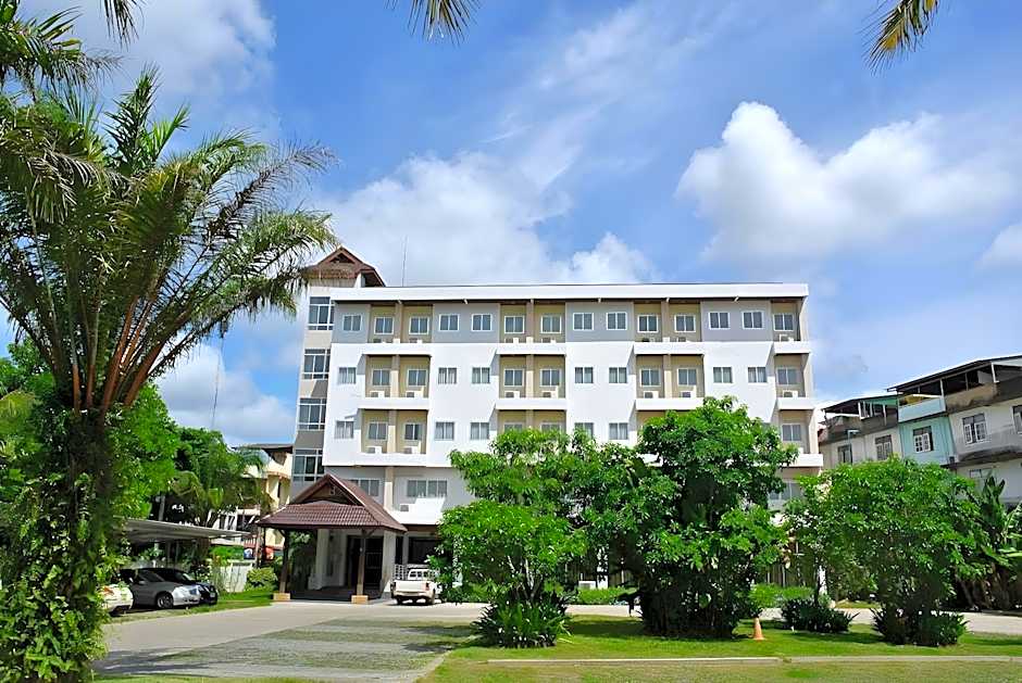 Nana Buri Hotel