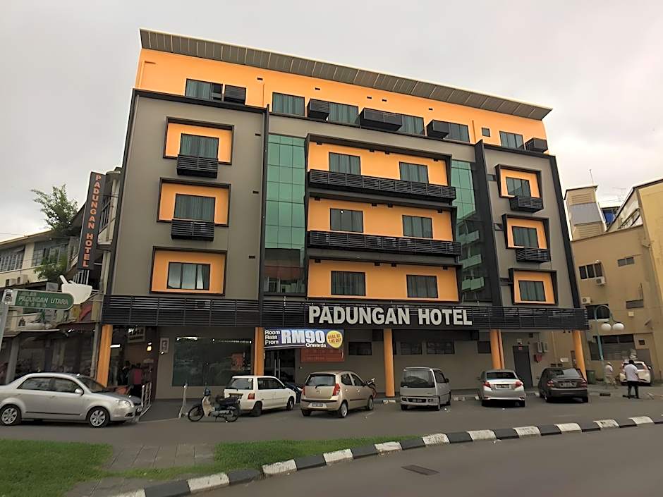 Padungan Hotel