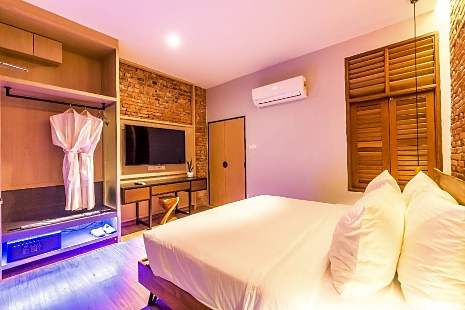 Tien Terrace Macalister