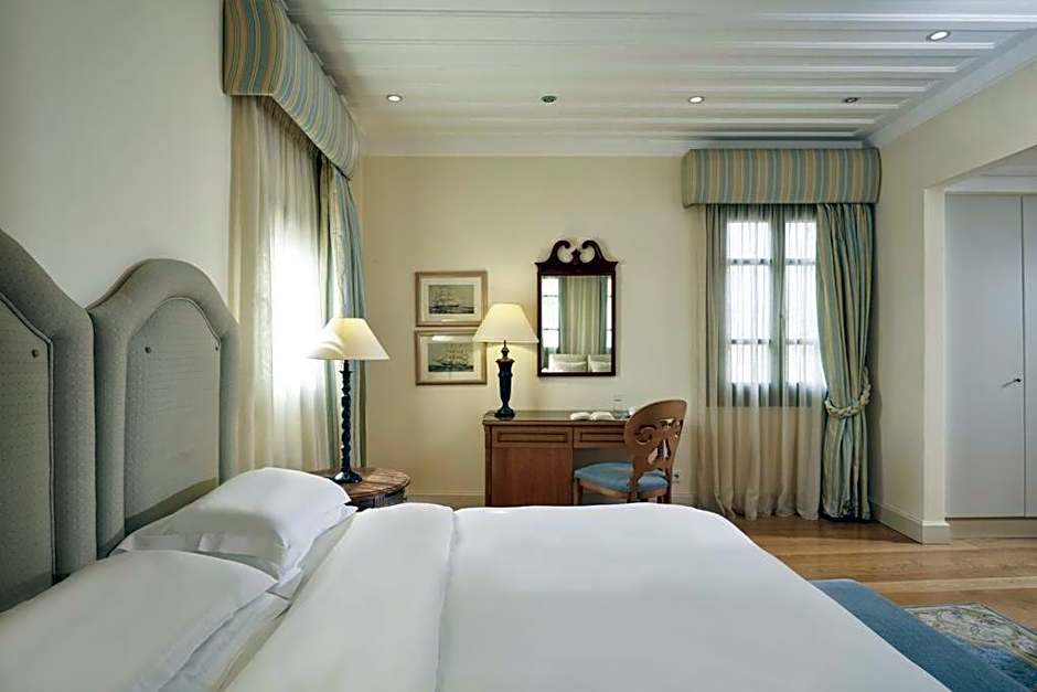 The Captain's House Boutique Hotel