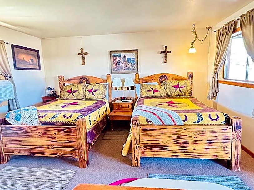 Yucca Motel and Cabins, Logan, NM
