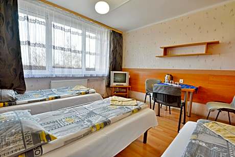 Triple Room with Bathroom