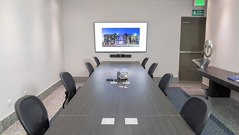 Holiday Inn Express Hotel & Suites Hermosillo By IHG