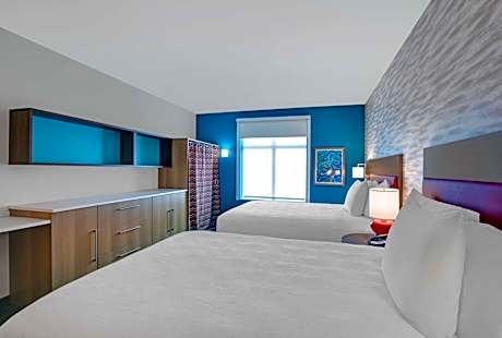 Queen Studio with Two Queen Beds - Non-Smoking