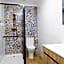 Vinyl Flat Bed & Breakfast - Rooms