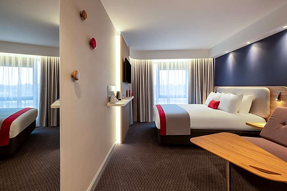 Holiday Inn Express - Cambridge West - Cambourne By IHG