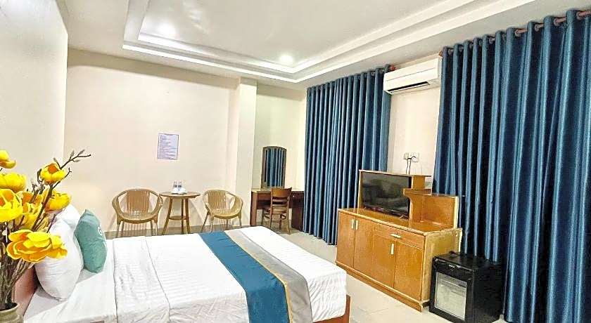 Hoa De Nhat - San Bay Tan Son Nhat 