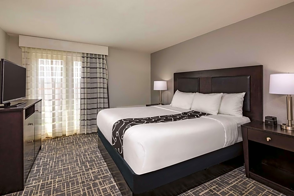La Quinta Inn & Suites by Wyndham Atlanta Airport