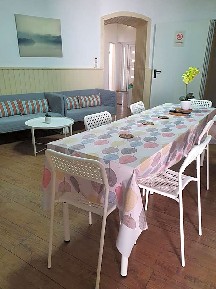 7brunnen Hostel Beds & Rooms