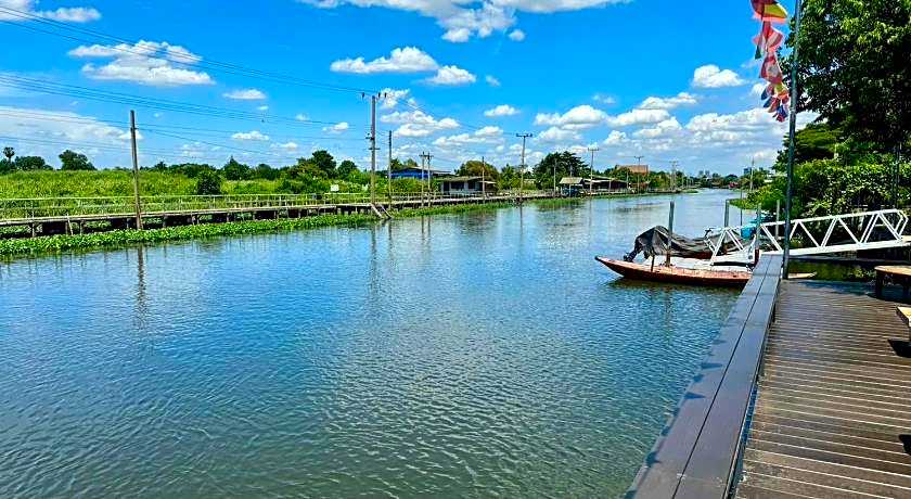 Chainam-Charmchuree residences cafe and spa