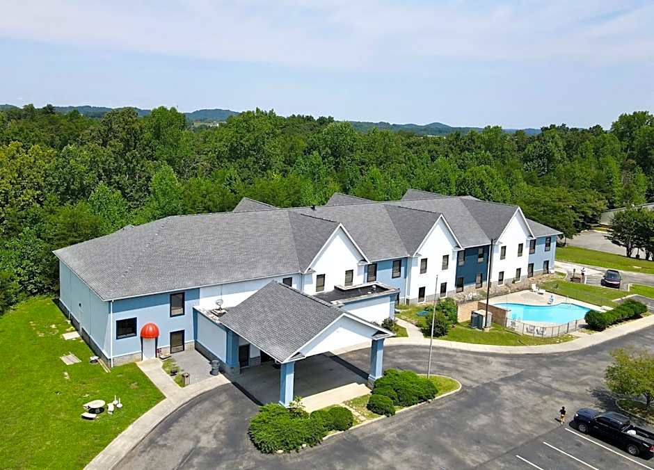 Grand Vista Hotel & Suites