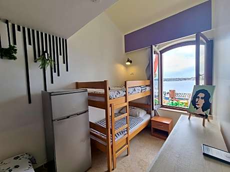 Standard Triple Room with Sea View