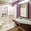 La Quinta Inn & Suites by Wyndham Mechanicsburg - Harrisburg
