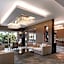 Dusit Thani LakeView Cairo