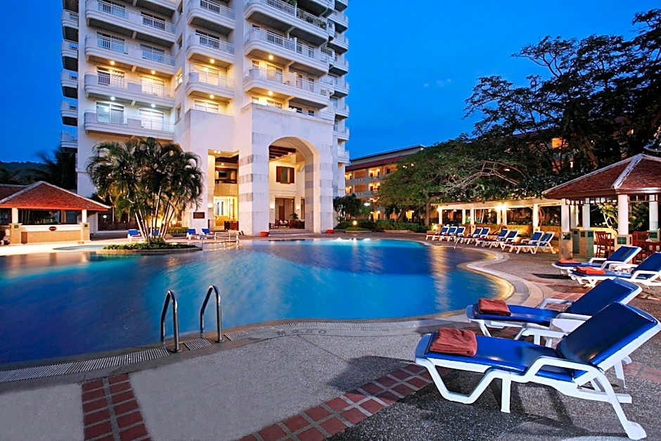 Waterfront Suites Phuket By Centara