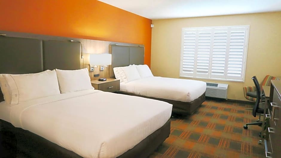 Holiday Inn Express Hotel & Suites Elk Grove Ctrl - Sacramento S