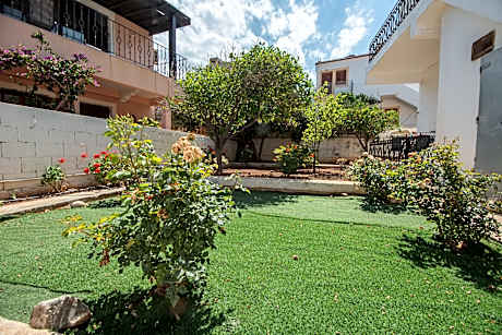 APARTMENT WITH GARDEN VIEW MAX OCCUPANCY 4