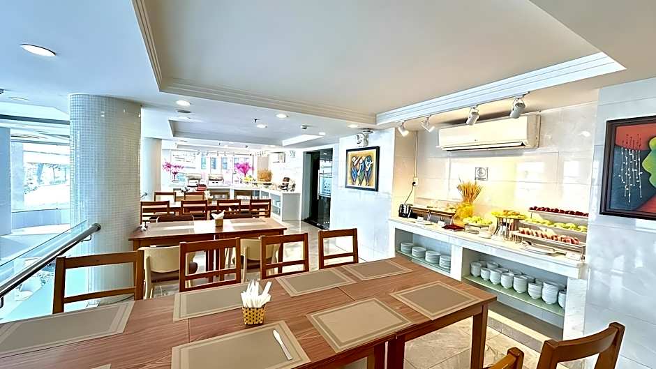 Ttc Hotel Deluxe Airport