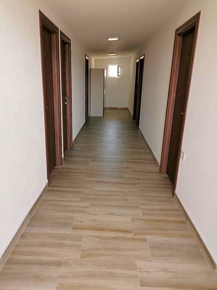 Diva Kompani Rooms