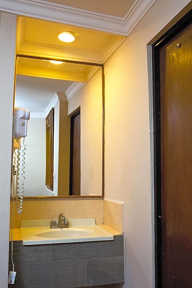 Hotel Royal Inn