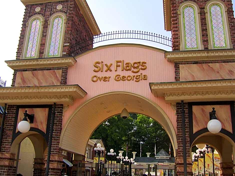 Baymont Inn & Suites by Wyndham Morrow/Atlanta I-75 South