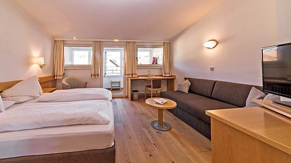 Hotel Post - OlangCard included