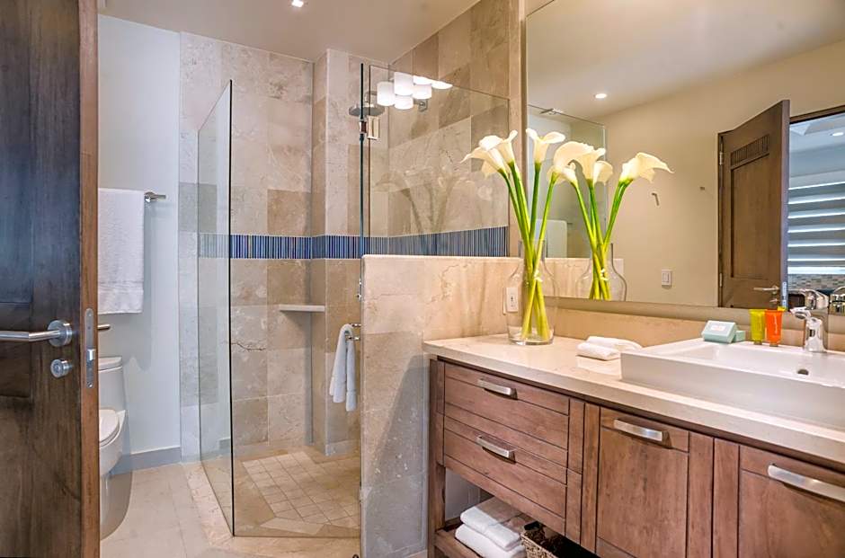V Azul Vallarta - Luxury Vacation Rental Adults Only