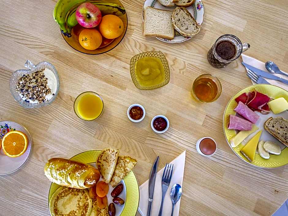 greet hotel Salon de Provence