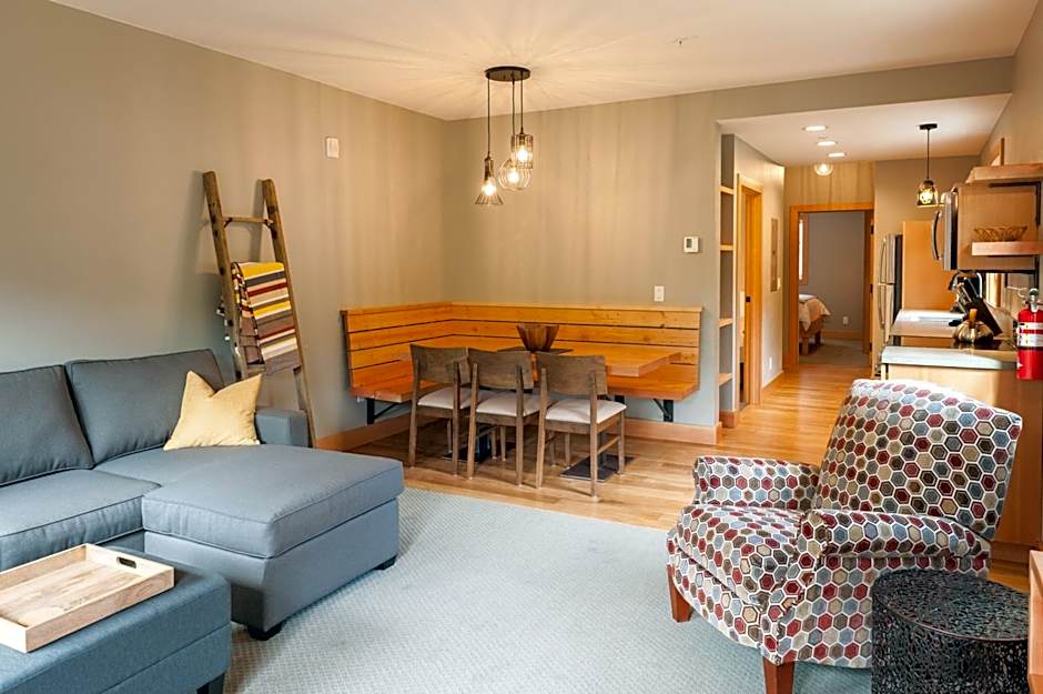 The Suites on Main