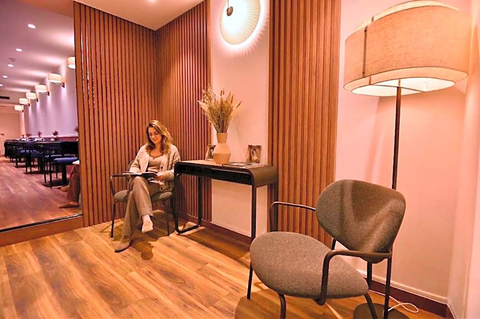 Agate Hotel