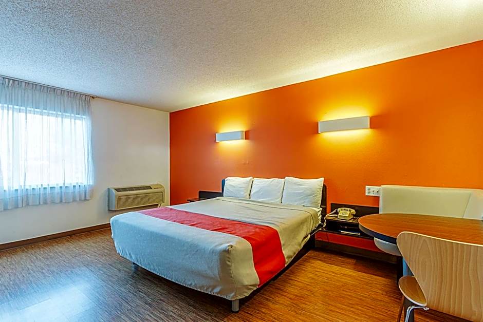 Motel 6-Wisconsin Rapids, WI