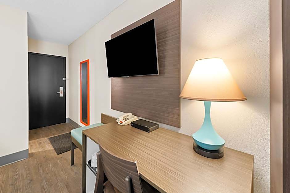 Howard Johnson by Wyndham Thunder Bay