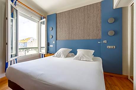 Non Sea View Double or Twin Standard Room