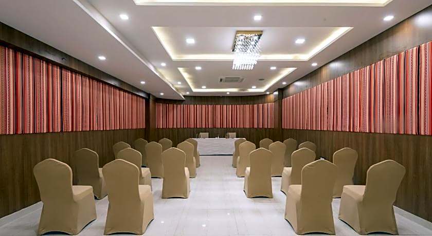 Zone Connect by the Park Katra