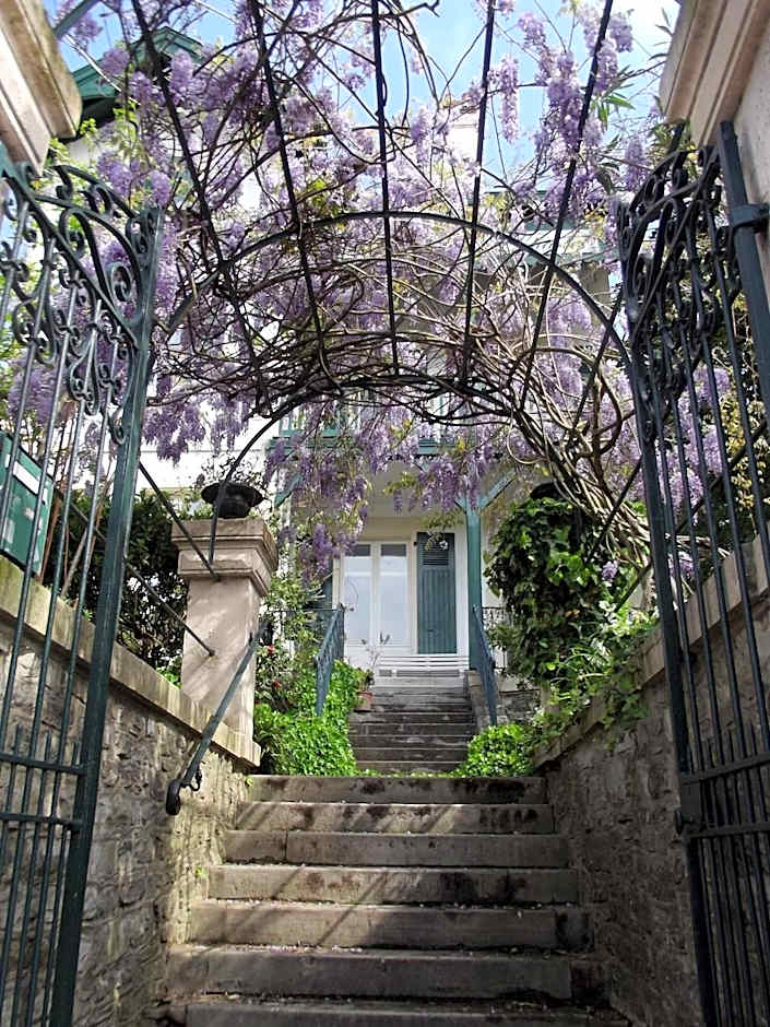 Saint Charles Hôtel & Coliving Biarritz